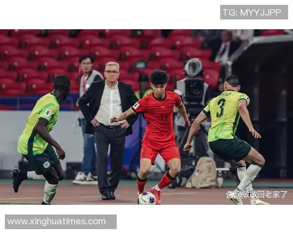 从草根到巨星 他如何凭借足球成就传奇人生